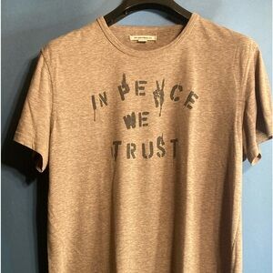 Beige John Varvatos IN PEACE WE TRUST T shirt. Large. Nice condition.Classic.